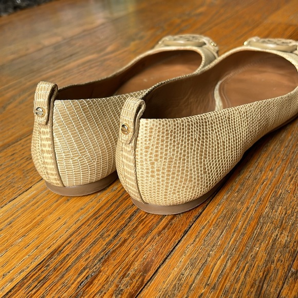 EUC Tory Burch Tan Mini Miller Snakeskin Leather Print Ballet Flats - Size 8M - Picture 4 of 6